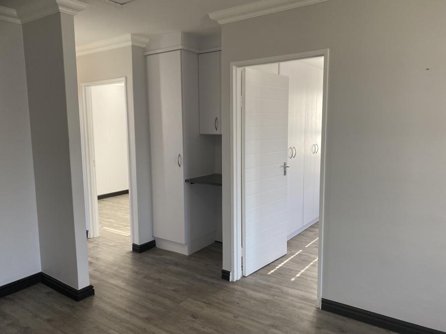 2 Bedroom Property for Sale in Buh Rein Estate Western Cape